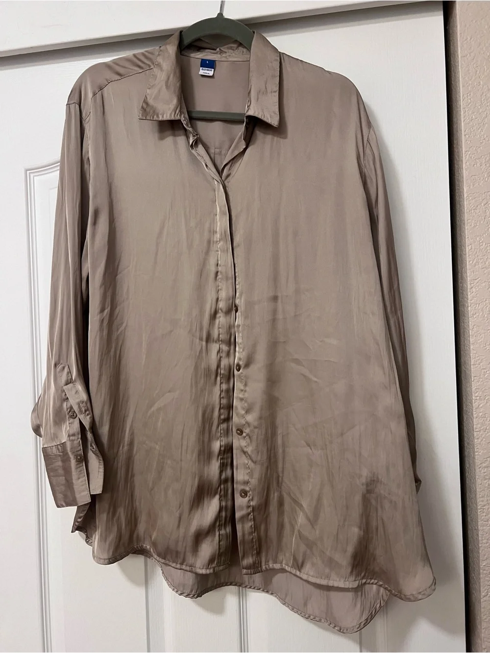 Old Navy women’s Satin Button-Up Shirt in Taupe - Picture 2 of 4